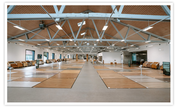 Vergrößerte Ausstellungshalle